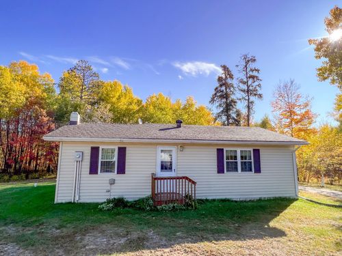 422 1st Ave W, Bena, MN, 56626-1022 | Card Image