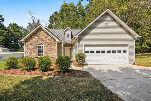 311 Sweetbriar Ln, Griffin, GA, 30224-5253 | Card Image