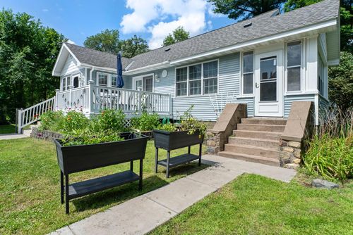 38946 5th Ave, North Branch, MN, 55056-5133 | Card Image