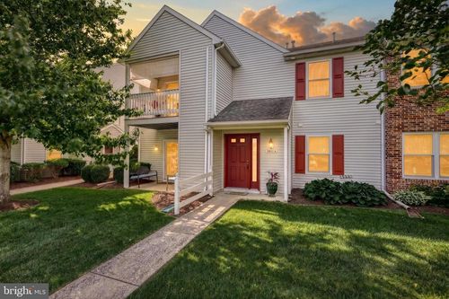 a-5811 Hidden Lake Dr, HARRISBURG, PA, 17111-4682 | Card Image