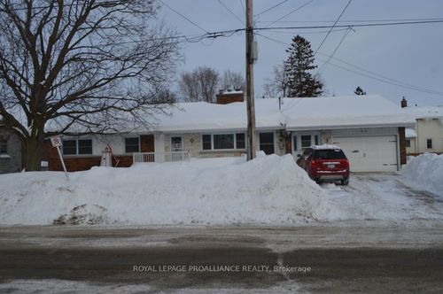 97 Victoria Ave, Trenton, ON, K8V4Z7 | Card Image