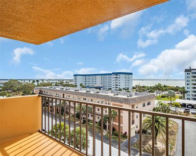 612 - 9 Haig Place, Condo with 2 bedrooms, 2 bathrooms and null parking in Dunedin FL | Image 3