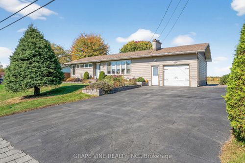 5041 Thunder Rd, Carlsbad Springs, ON, K0A1K0 | Card Image