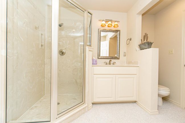 830 Los Escondidos St, House other with 2 bedrooms, 2 bathrooms and null parking in Marble Falls TX | Image 22