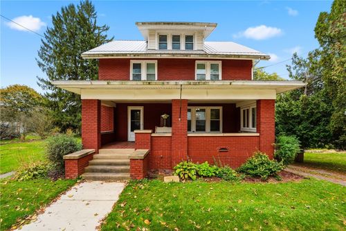 208 Mercer St, Clintonville, PA, 16372-9826 | Card Image