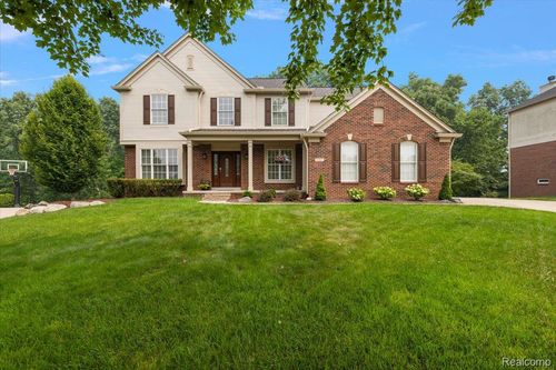 1885 Avon Glen Lane, Orion Charter Township, MI, 48360 | Card Image