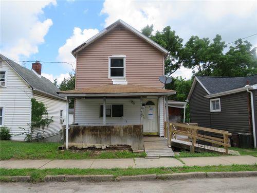 19 Gibson Ave, Washington, PA, 15301-4011 | Card Image