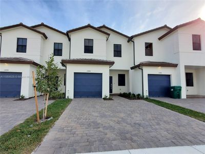 12880 - 12880 Sw 231st St, Townhouse with 3 bedrooms, 2 bathrooms and null parking in Miami FL | Image 1