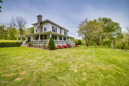 239 Crestview St, Church Hill, TN, 37642-3924 | Card Image