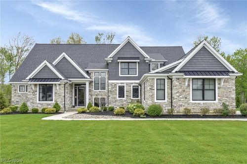 1807 Jager Blvd, Westlake, OH, 44145-6807 | Card Image