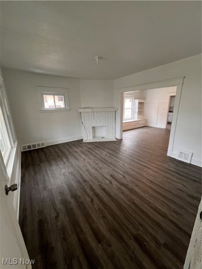 UP - 12004 Cromwell Ave, Home with 4 bedrooms, 1 bathrooms and null parking in Cleveland OH | Image 8