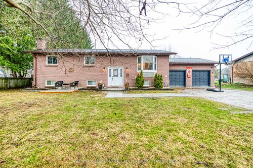 B20 Howard Ave, Brock, ON, L0K1A0 | Card Image