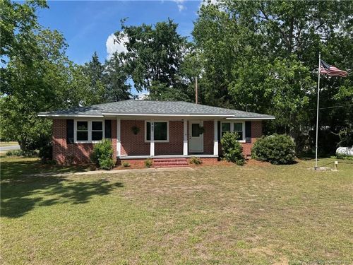 327 W North St, Autryville, NC, 28318-7363 | Card Image