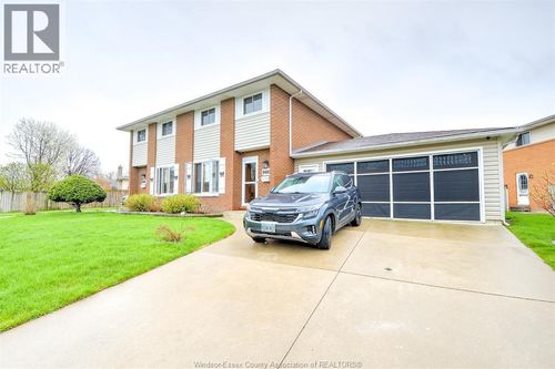 9445 Alten Drive, Windsor, ON, N8R1V9 | Card Image