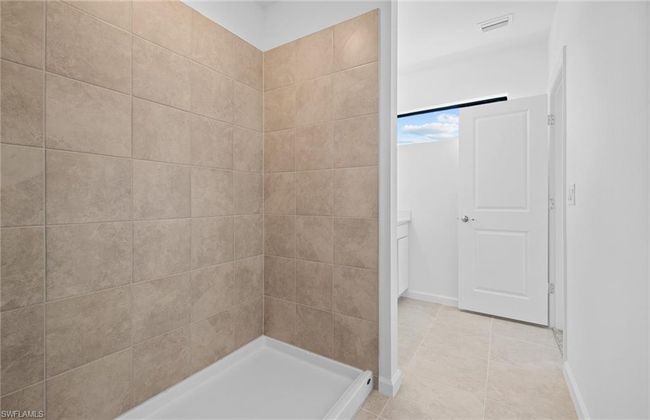 1661 Lake Jessup Cir, Townhouse with 3 bedrooms, 3 bathrooms and 1 parking in CAPE CORAL FL | Image 21