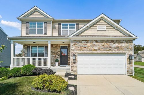 7940 Harvestmoon Dr, Reynoldsburg, OH, 43068-8133 | Card Image