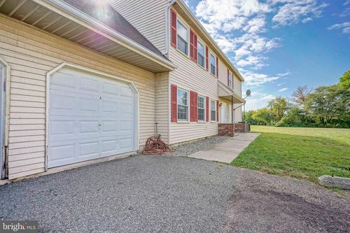 133 Willow Turn, MOUNT LAUREL, NJ, 08054-3142 | Card Image