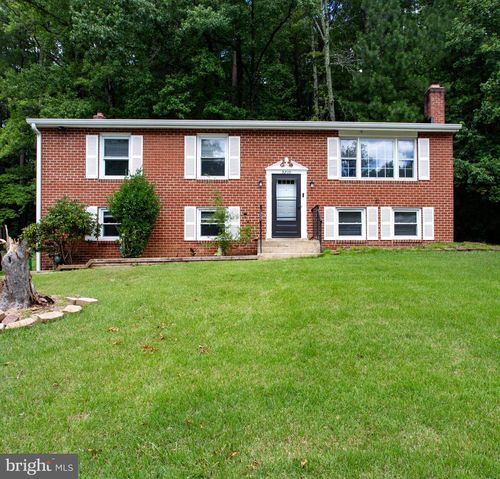 5210 W Boniwood Turn, CLINTON, MD, 20735-4146 | Card Image