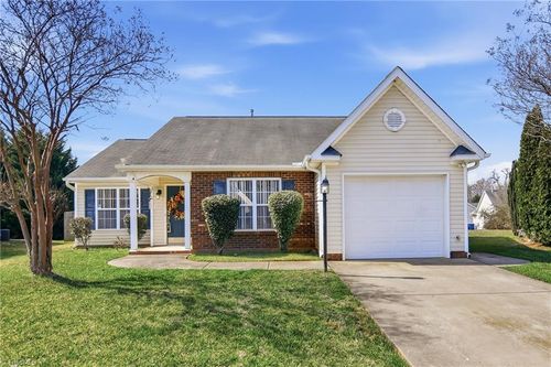 5812 Huckleberry Court, Winston Salem, NC, 27105 | Card Image