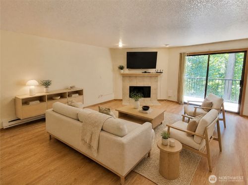 42-15416 40th Ave W, Lynnwood, WA, 98087-6114 | Card Image
