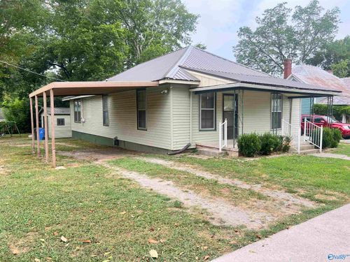 201 Sloss St Ne, Hartselle, AL, 35640-1927 | Card Image