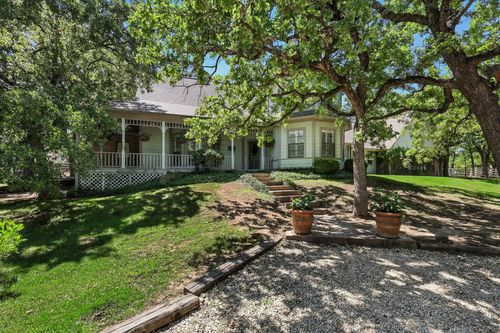 8943 David Fort Rd, Argyle, TX, 76226-2950 | Card Image