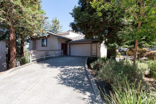 24020 Janssen Ct, Hayward, CA, 94541-6747 | Card Image