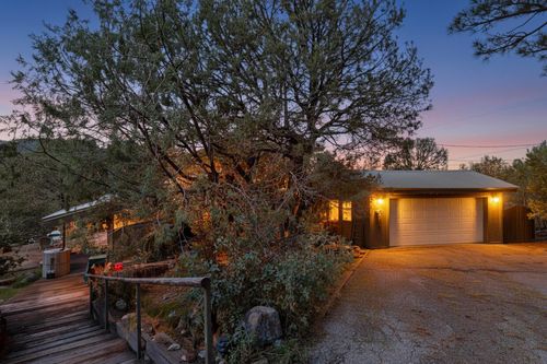 88 Juniper Hill Loop, Cedar Crest, NM, 87008-9430 | Card Image