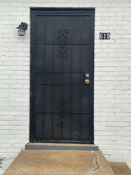 619-615 21st Ave N, Nashville, TN, 37203-1927 | Card Image