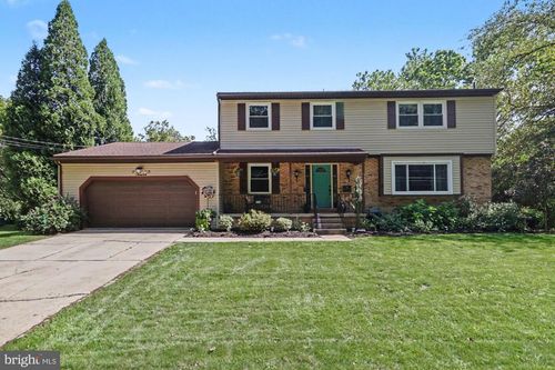 12 Tall Tree Dr, CAMP HILL, PA, 17011-8339 | Card Image