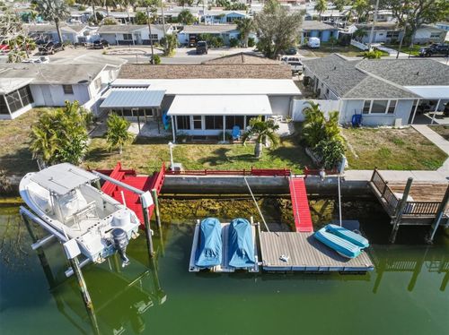 13603 Jennita Dr, HUDSON, FL, 34667-1528 | Card Image