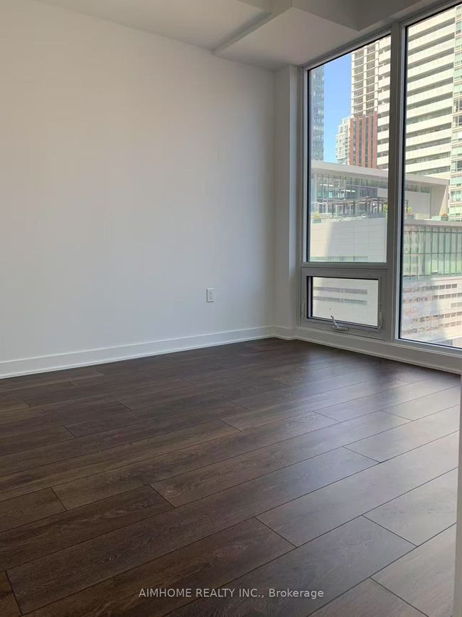 1009 - 125 Blue Jays Way, Condo with 2 bedrooms, 1 bathrooms and null parking in Toronto ON | Image 5