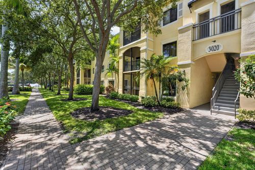 3020 Alcazar Pl, Palm Beach Gardens, FL, 33410-2877 | Card Image