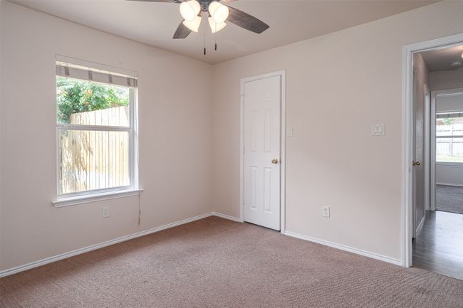 Spare bedroom | Image 26