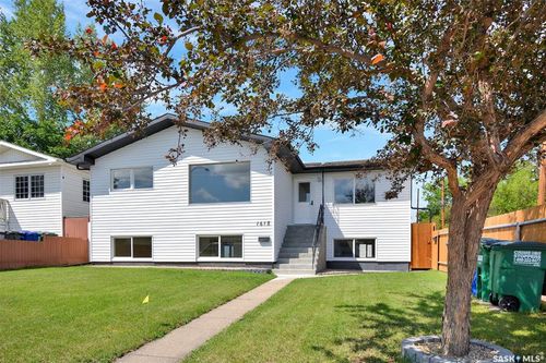 1618 19th St W, Saskatoon, SK, S7M1C6 | Card Image