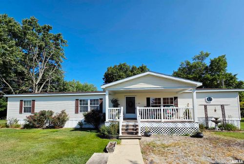210 E Aird St, Odin, IL, 62870-1097 | Card Image