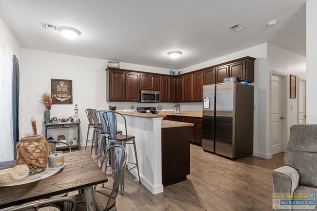5 - 113 E Pike St, Condo with 2 bedrooms, 2 bathrooms and null parking in South Padre Island TX | Image 5