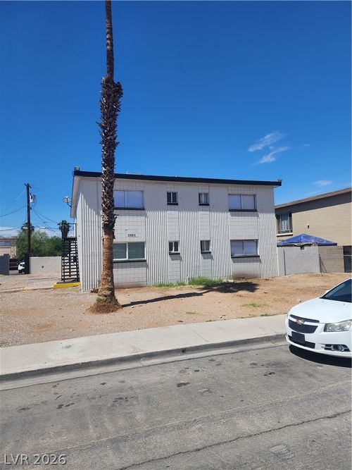 apt-1-2905 Elm Ave, Las Vegas, NV, 89101-3825 | Card Image