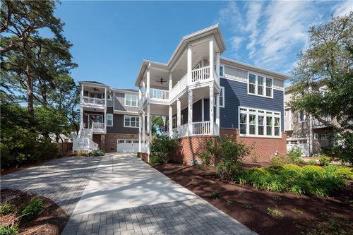 a-4108 Pretty Lake Ave, Norfolk, VA, 23518-1644 | Card Image