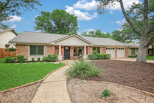 8602 Silver Ridge Dr, Austin, TX, 78759-8145 | Card Image