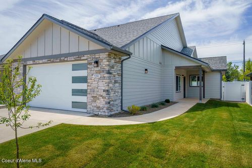 7379 N Breaux Dr, Coeur D Alene, ID, 83815-8436 | Card Image