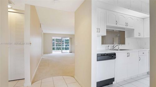 405t-13001 Sw 15th Ct, Pembroke Pines, FL, 33027-2426 | Card Image