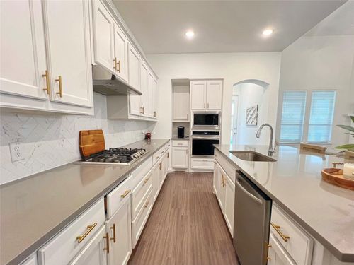 2410 Doncaster Dr, Forney, TX, 75126-3504 | Card Image