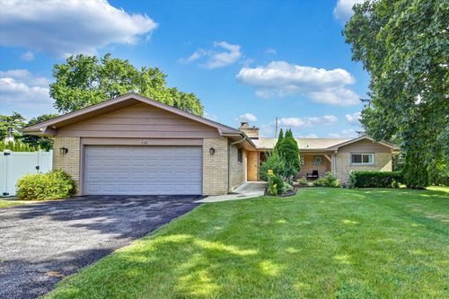116 E Brittany Dr, Arlington Heights, IL, 60004-2156 | Card Image