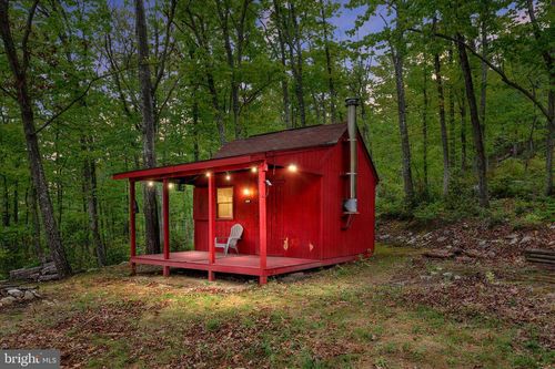551 Sawlog Rd, GORE, VA, 22637-3018 | Card Image
