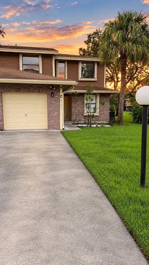 c-6181 Laurel Ln, Tamarac, FL, 33319-8136 | Card Image