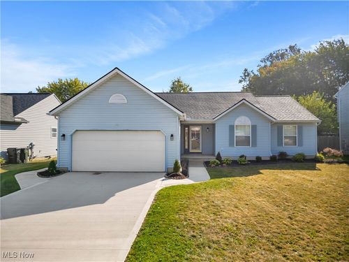 344 Kansas Ave, Elyria, OH, 44035-8273 | Card Image