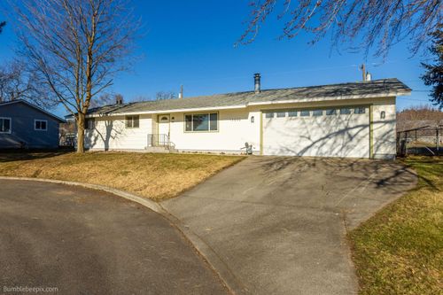 13505 E Heroy Ave, Spokane Valley, WA, 99216-2223 | Card Image