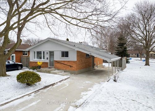 42 Garland Cres, London, ON, N5V1N5 | Card Image