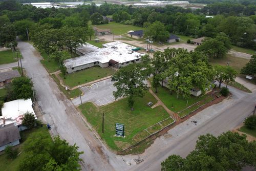 707 N Waldrip St, Grand Saline, TX, 75140-1555 | Card Image